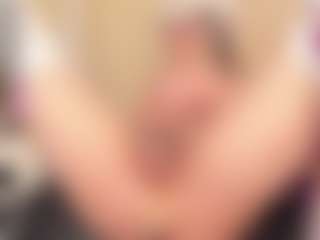 Yakitaii's Live Sex Cam Show
