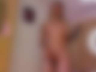 Yakitaii's Live Sex Cam Show