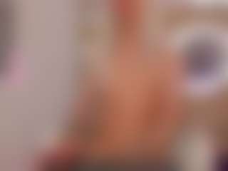 Yakitaii's Live Sex Cam Show