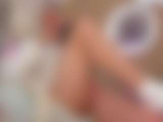 Yakitaii's Live Sex Cam Show