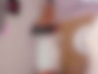 Yakitaii's Live Sex Cam Show