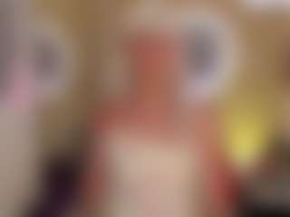 Live cam show with Yakitaii - Small Tits on SxyPornLive