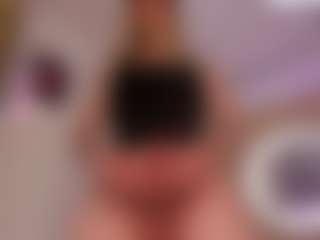 Yakitaii's Live Sex Cam Show