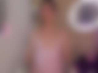 Yakitaii's Live Sex Cam Show
