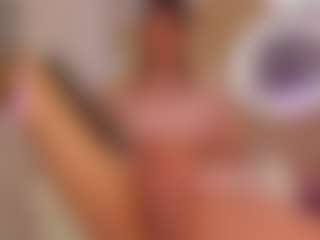 Yakitaii's Live Sex Cam Show