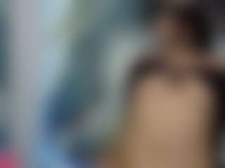Live cam show with Yasmine - Genital Piercings on CamClone