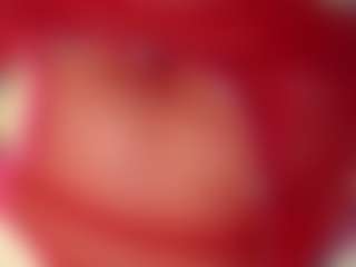 Live cam show with Yasmine - Genital Piercings on luckytryst.com