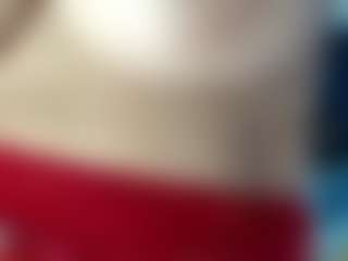 Live cam show with Yasmine - Genital Piercings on x69.live
