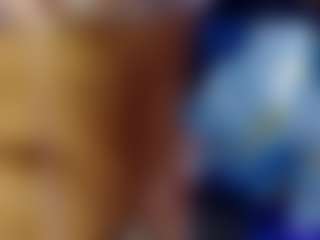 Live cam show with Yasmine - Genital Piercings on Camming Site