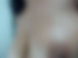 Live cam show with Yasmine - Genital Piercings on Soda Cam