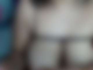Yasmine's Live Sex Cam Show