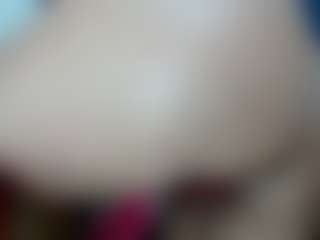 Yasmine's Live Sex Cam Show