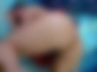 Live cam show with Yasmine - Genital Piercings on Camsoda