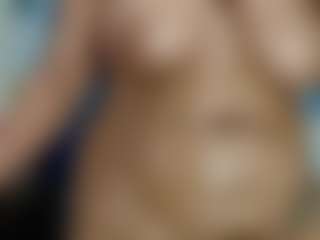 Live cam show with Yasmine - Genital Piercings on crypto-cams