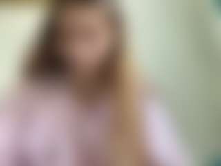 Live cam show with Helen - Granny Squirt on StripNow