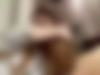 Live cam show with Helen - Camel Toe on Camsoda