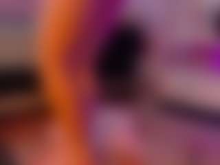 Live cam show with Jullieee - Fuck Machine on studioflirtlive.com