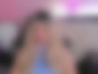 Jullieee's Live Sex Cam Show