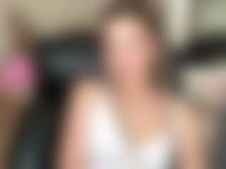 Live cam show with LennieRoggensack - Blonde Hair MILF on livesexfox.com