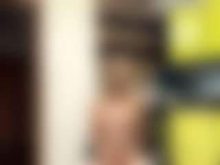 LioraRoux's Live Sex Cam Show