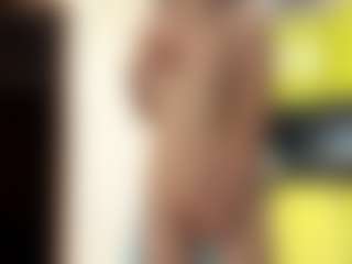 Live cam show with LioraRoux - Moaning on Camsoda
