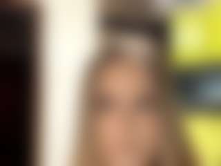 Live cam show with LioraRoux - Moaning on Camsoda