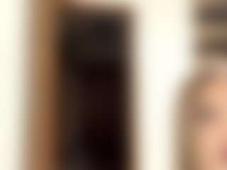 LioraRoux's Live Sex Cam Show