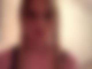 LioraRoux's Live Sex Cam Show