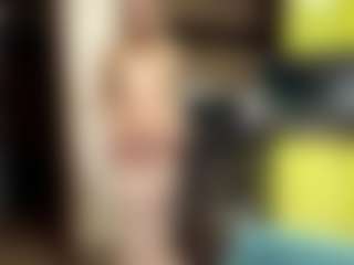 Live cam show with LioraRoux - Moaning on Camiplay Live