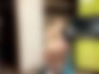 Live cam show with LioraRoux - Normal on Mixed Magazine Live