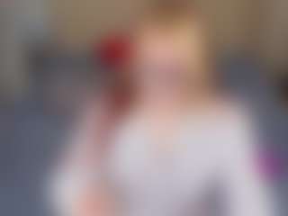 LucyUiio's Live Sex Cam Show