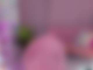 Live cam show with lura-lust - Blue Eyes on TeamSkeetLive