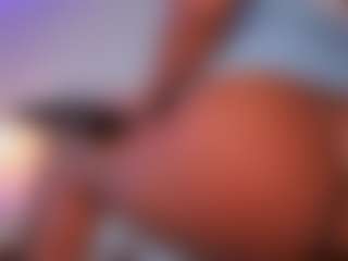 Live cam show with MilanCorleone - Average on Camsoda