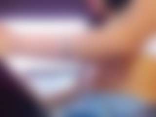 Live cam show with Shayla-Gray - Full Nudity on Camsoda