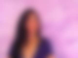 Live cam show with Shayla-Gray - Gamer Athletic on Milfs Live