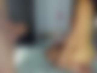 StrikeandSweet's Live Sex Cam Show