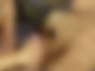 StrikeandSweet's Live Sex Cam Show