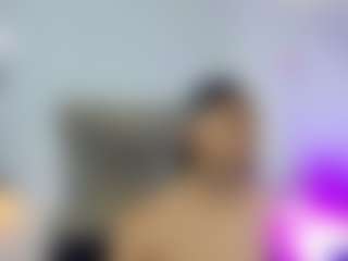 StrikeandSweet's Live Sex Cam Show
