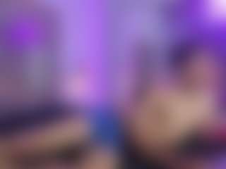 StrikeandSweet's Live Sex Cam Show
