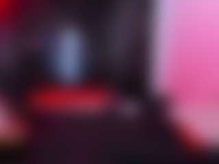 Live cam show with StrikeandSweet - Young Adult on CamwithHer