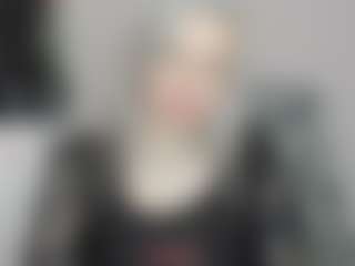 Live cam show with annefantasy - Smoking on liverealitysex.com