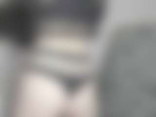 Live cam show with annefantasy - Thin on Mixed Magazine Live