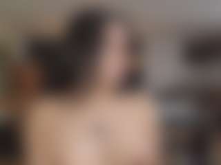 Live cam show with Emilyy05 - Hazel Eyes on Nude Live Now