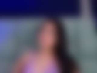 Emilyy05's Live Sex Cam Show