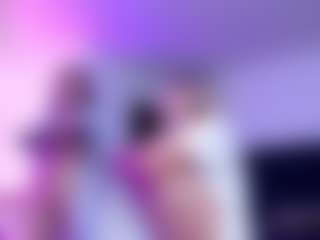 Emilyy05's Live Sex Cam Show