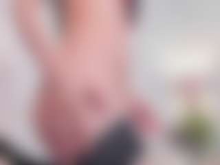 Live-sekscamshow van Emilyy05