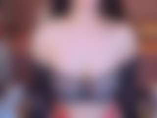 Live cam show with BOOBSKIM - Thin on CamClone