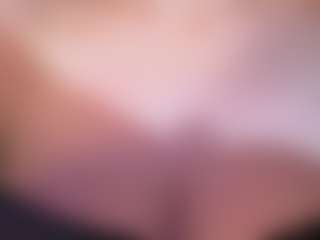 Live cam show with BOOBSKIM - Thin on Camsoda