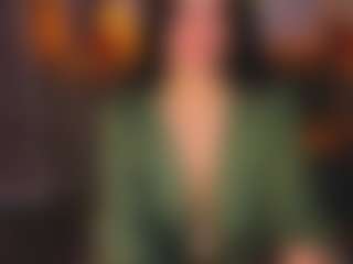 Live cam show with BOOBSKIM - College on Mixed Magazine Live