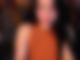BOOBSKIM MILF webcam performer live streaming